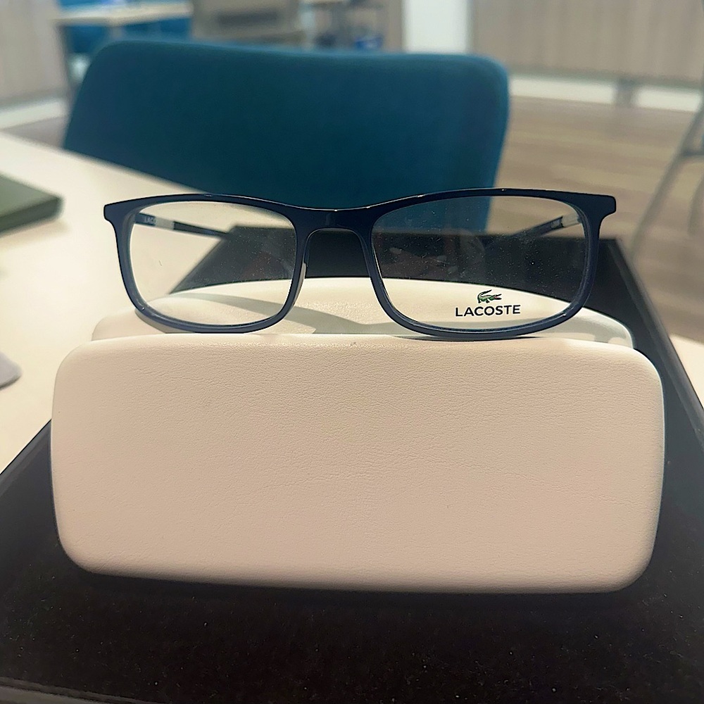 Lacoste unisex plastic frame